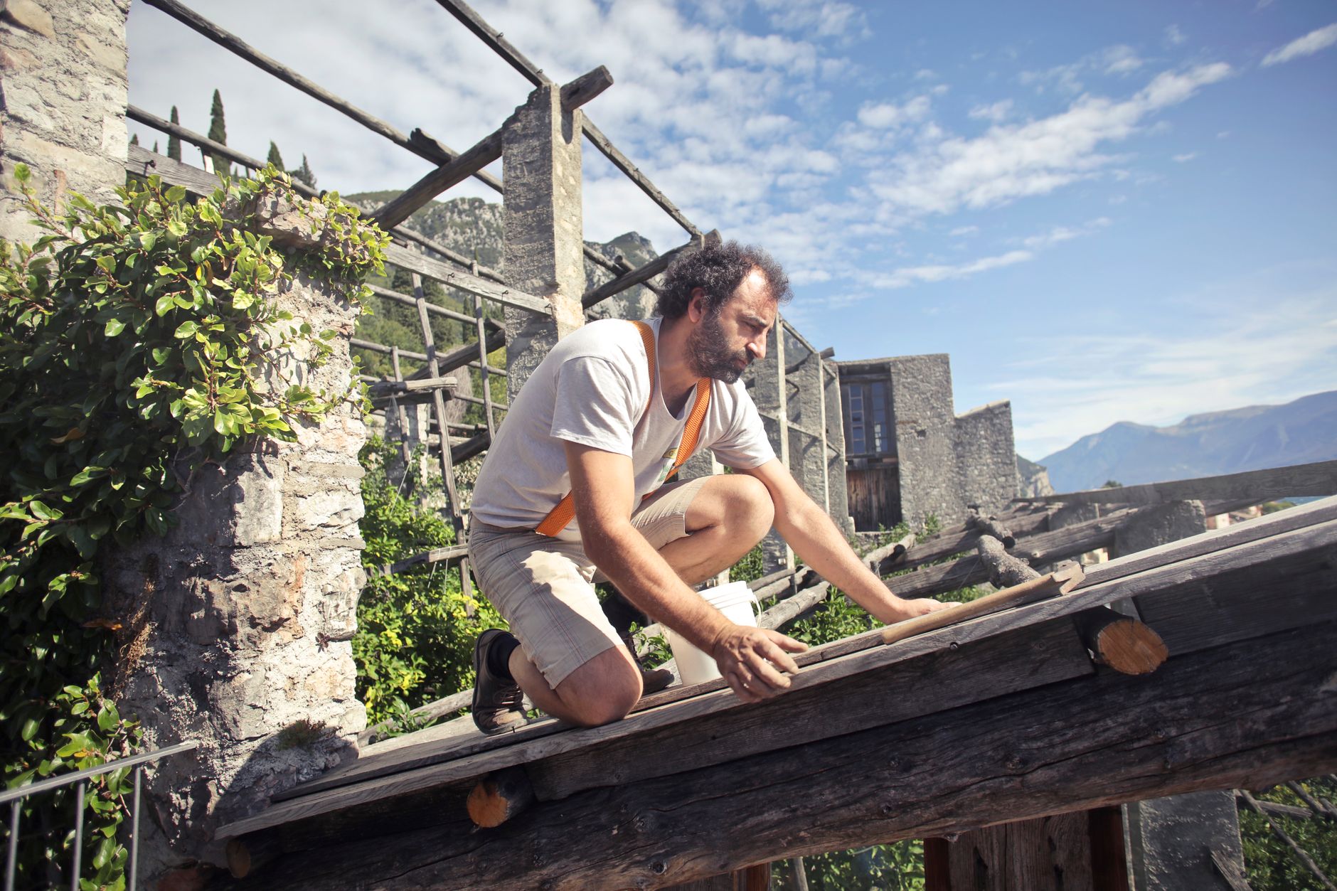 Couvreur urgence équipe à Le Robert